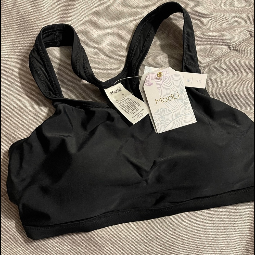 Woman’s small swim bra. NWT